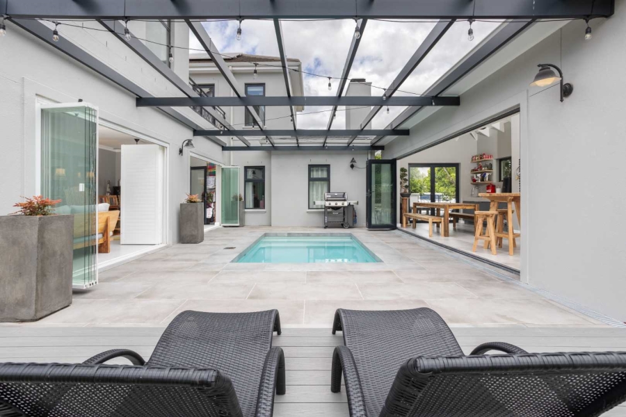 4 Bedroom Property for Sale in Val De Vie Estate Western Cape